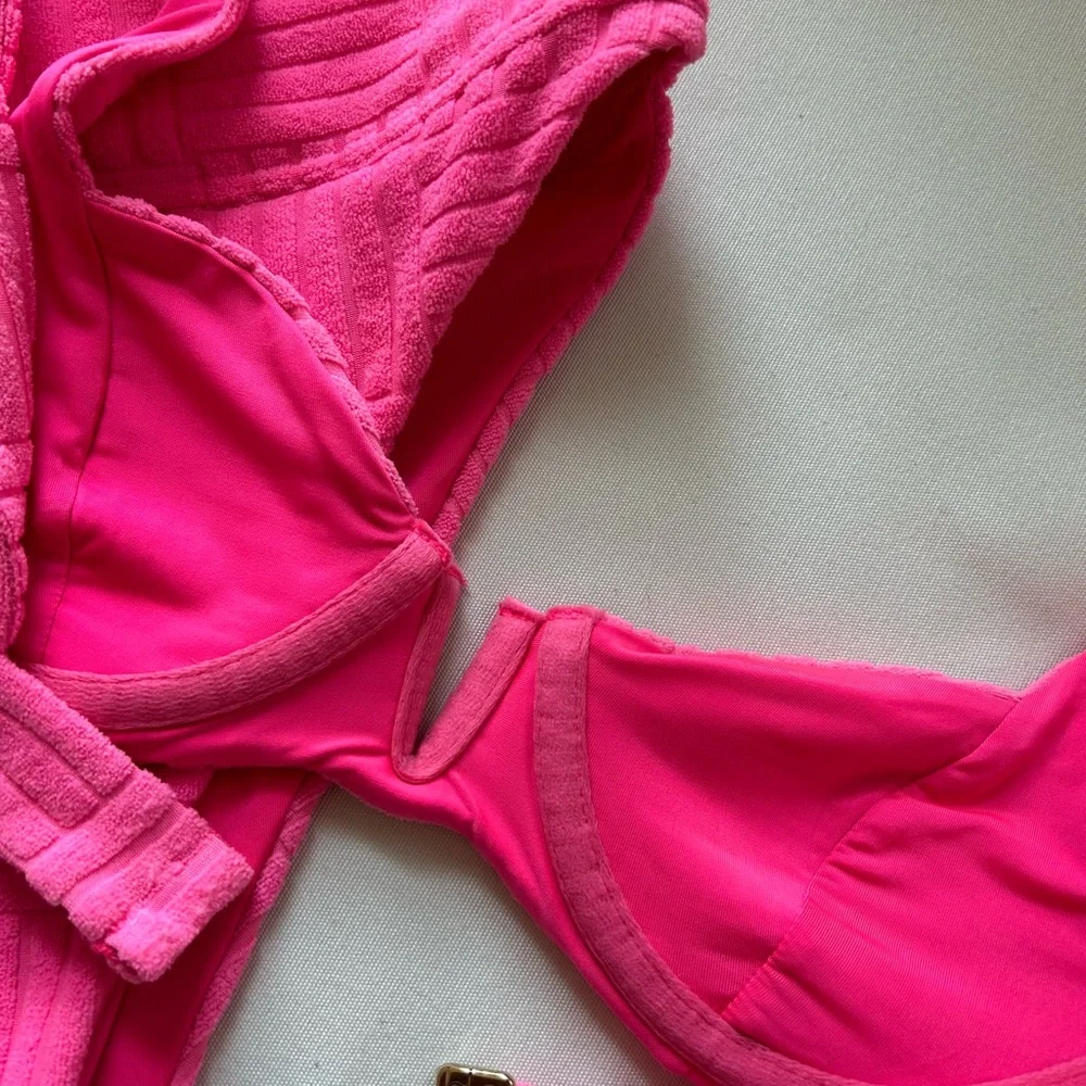 Beach Riot Pink Bikini Set - Picture 4 of 9